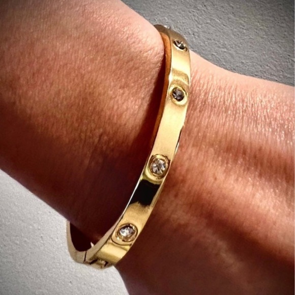 New! 18K Gold EP Solid Hinged Bangle Bracelet High Shine Gold Finish with stones - Picture 10 of 11